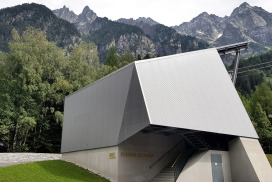 Erneuerung Seilbahn Albigna, Berg- und Talstation Vicosoprano